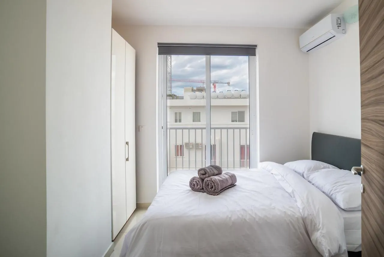 Apartament Saint Julian'S Private Penthouse & Terrace